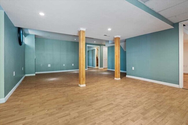 Building Photo - 89 Boulder Hill Dr
