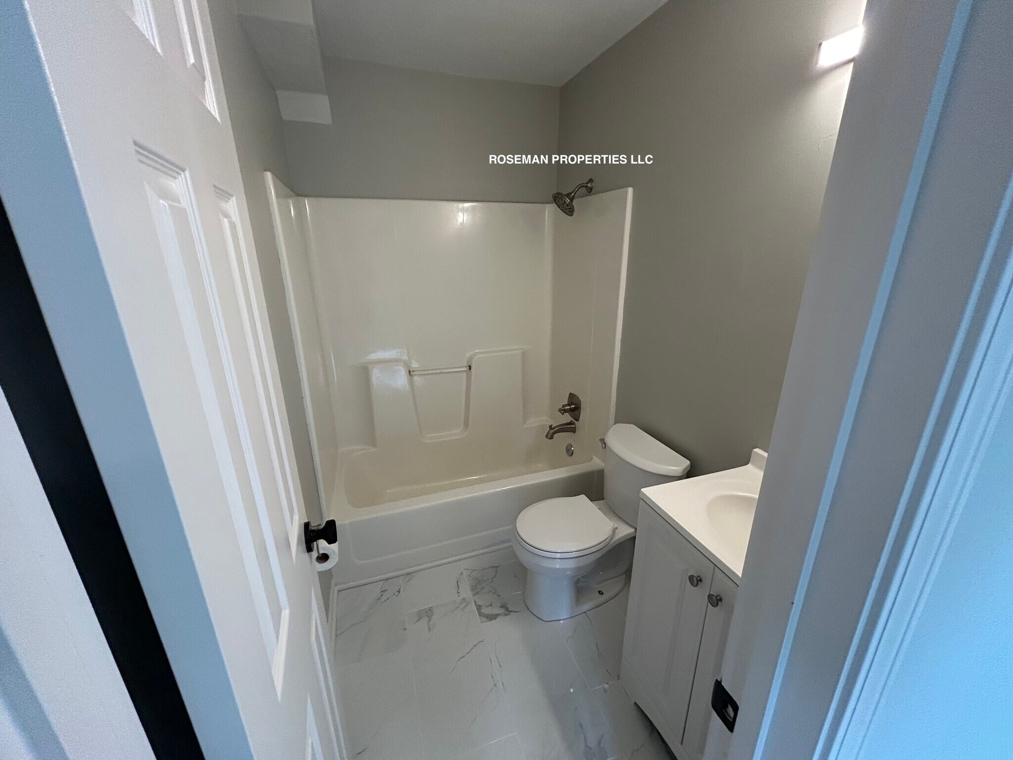 Basement Bathroom - 1045 N Lincoln St