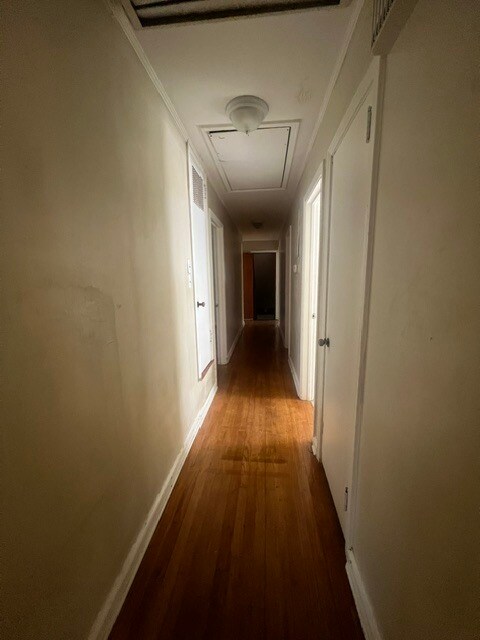 Building Photo - 1653 Downing Cir