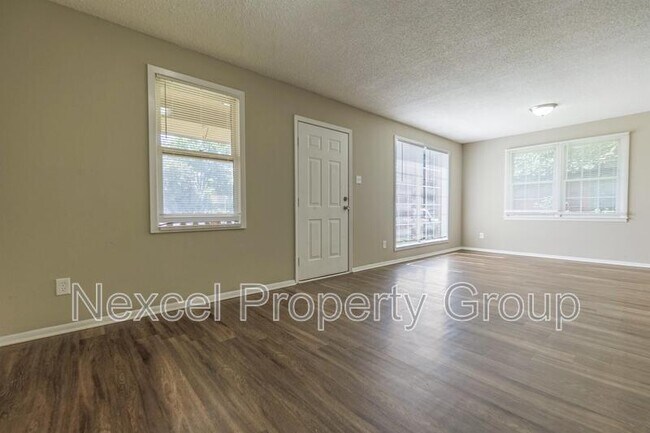 Building Photo - 1024 Mendenhall Cove