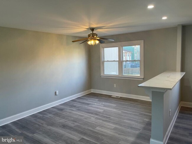 Building Photo - 6415 Whitwell Ct