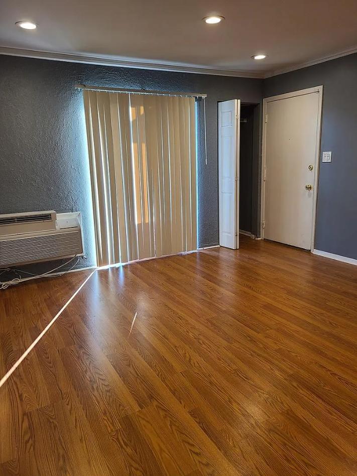 Living Room - 2245 Nichols Rd