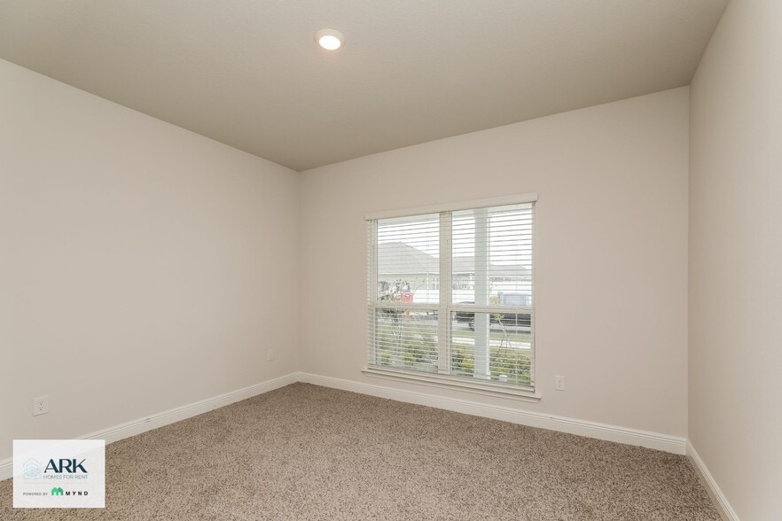 Building Photo - 455 Eagle Lake Wy