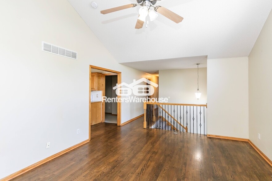 Building Photo - 804 Stratford Dr