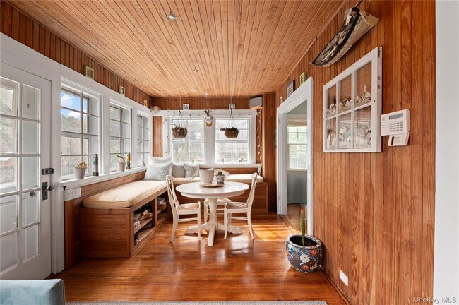 Building Photo - 696 Ocean Breeze Walk