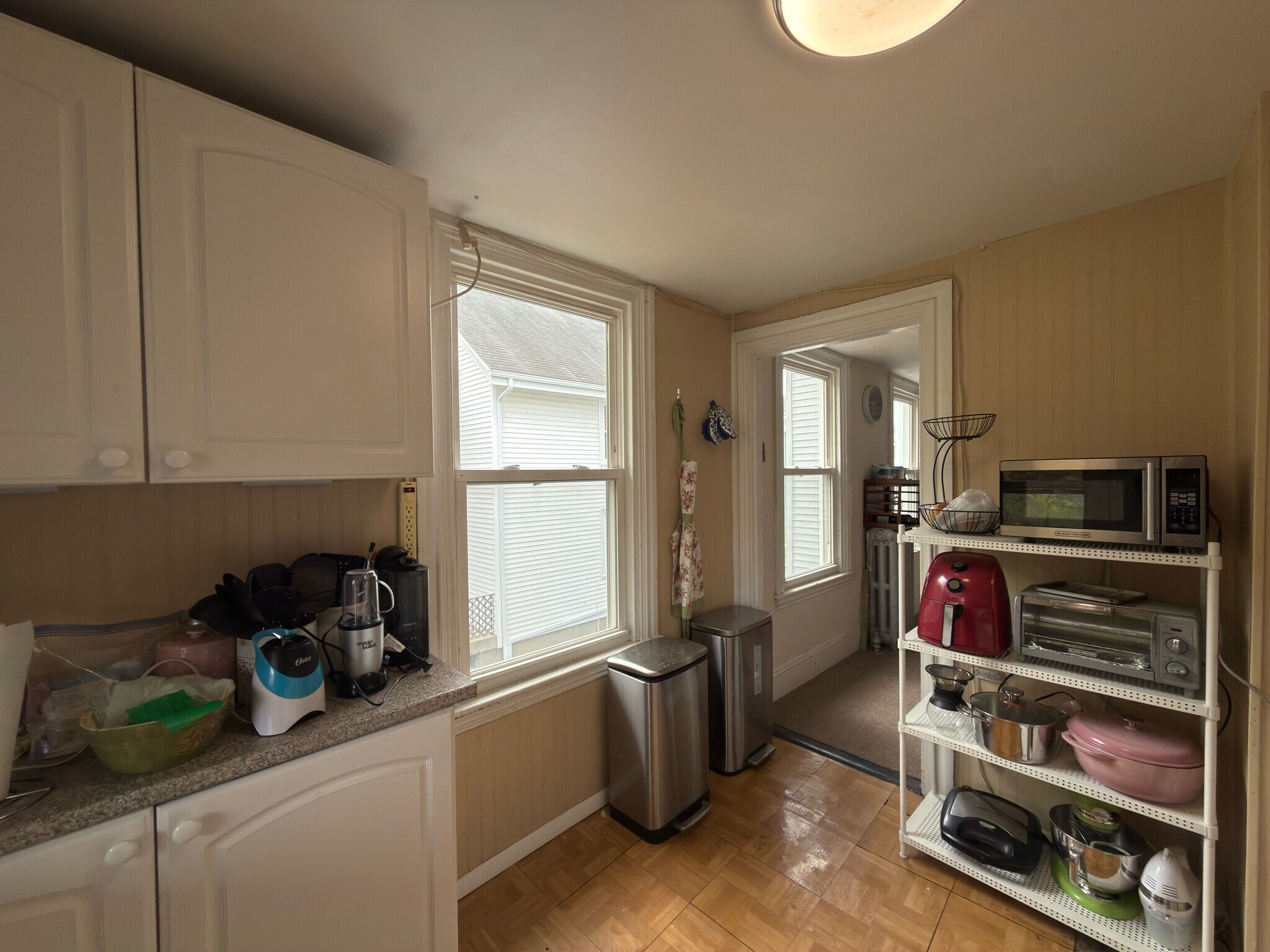 Building Photo - 19 Strathmore Rd