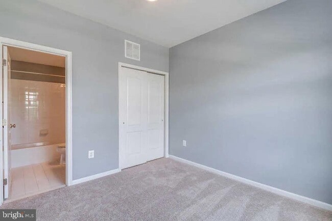 Building Photo - 43217 Whelplehill Terrace
