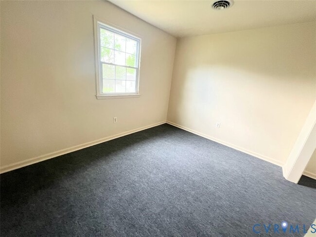 Building Photo - 2408 Lee St