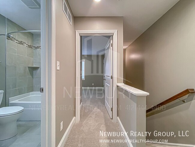 Building Photo - 2 Bedroom, 2.5 Bath Townhome - Discover th...