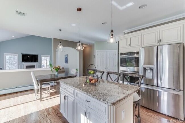 Building Photo - 5 Fant Farm Ln