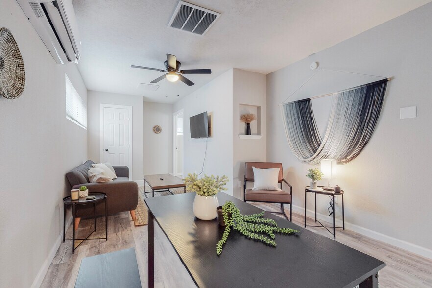 casita - 2124 Eton Ave SE