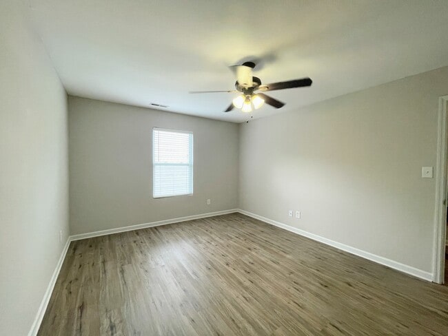 Building Photo - 30003 Westfield Dr