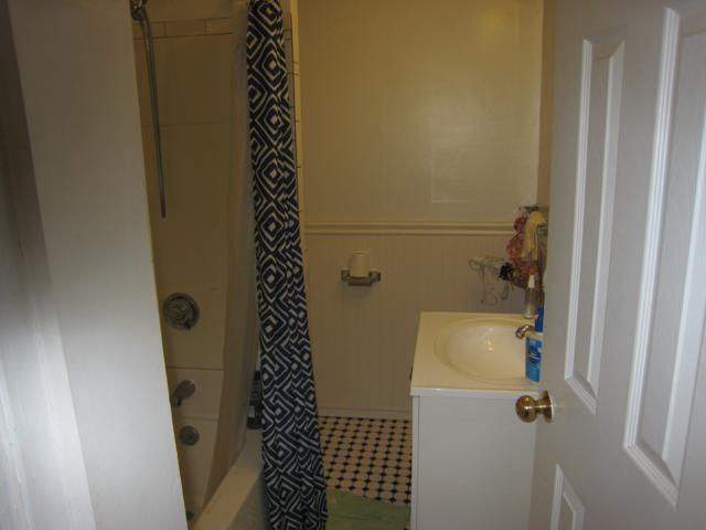 Building Photo - 60 Egmont St