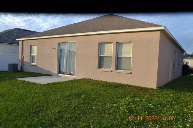 Building Photo - 24902 Vintage Ct