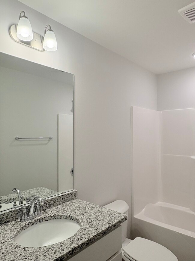 Building Photo - 868 Rodeo Ln