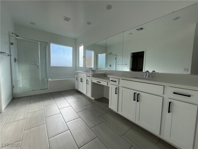 Building Photo - 9839 Berkley Brk Ct