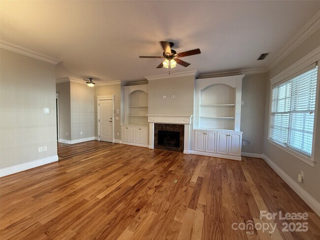 Building Photo - 21031 Catawba Ave