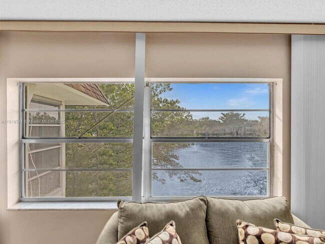 Building Photo - 5102 NW 36th St