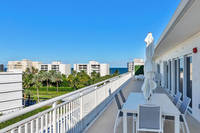 Building Photo - 2773 S Ocean Blvd