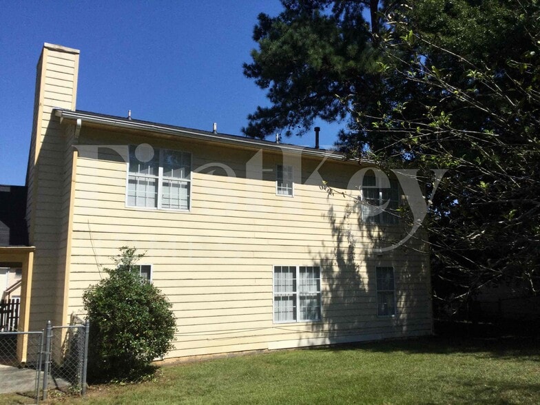 Building Photo - 8321 Mountain Pass