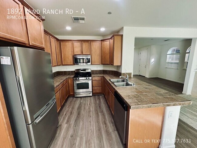 Building Photo - 1892 Wind Ranch Rd