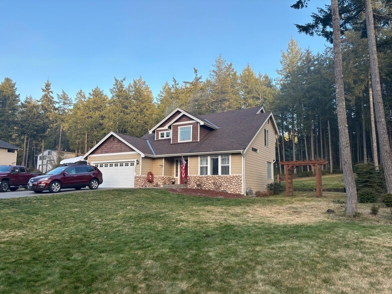 Primary Photo - 7888 Crystal Manor Ln NW