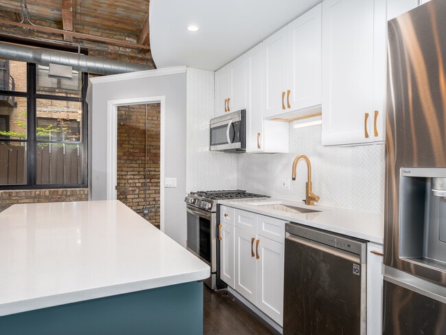 Building Photo - 2300 W Wabansia Ave