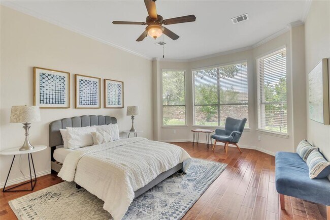 Building Photo - 4004 Buckhaven Cove