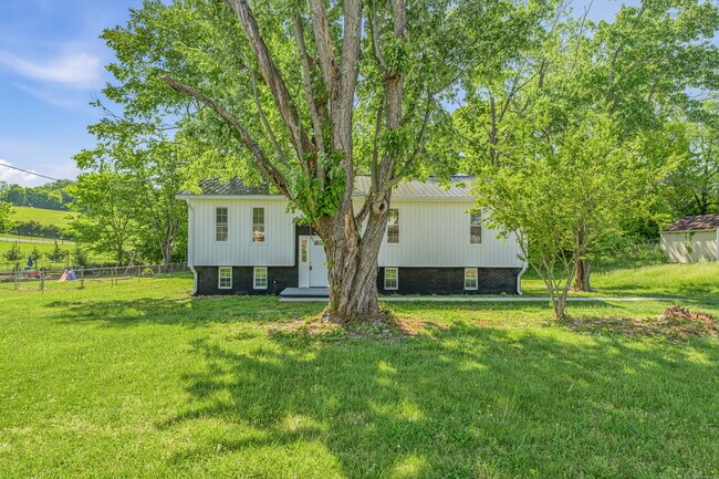 Building Photo - 2827 Shiloh Cir