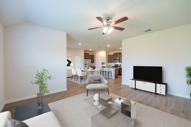 Building Photo - 1609 Grand Villa St