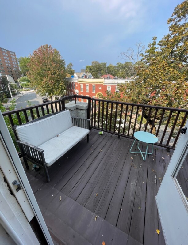 Building Photo - 14 Wallingford Rd