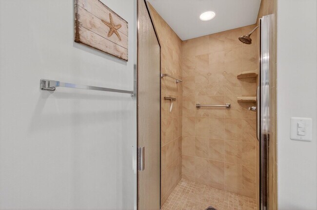 Building Photo - 406 Piedmont I