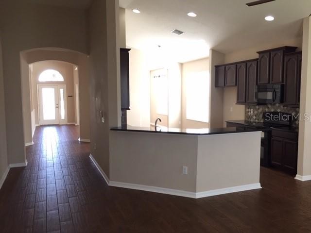 Building Photo - 13707 Sanford Hill Pl