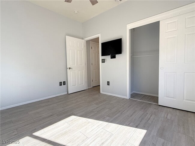 Building Photo - 1396 Couperin Dr