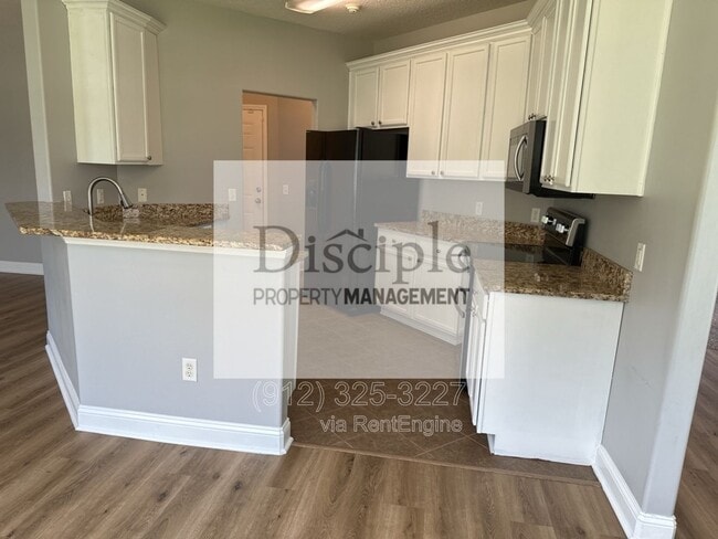 Building Photo - 387 O'Hara Dr