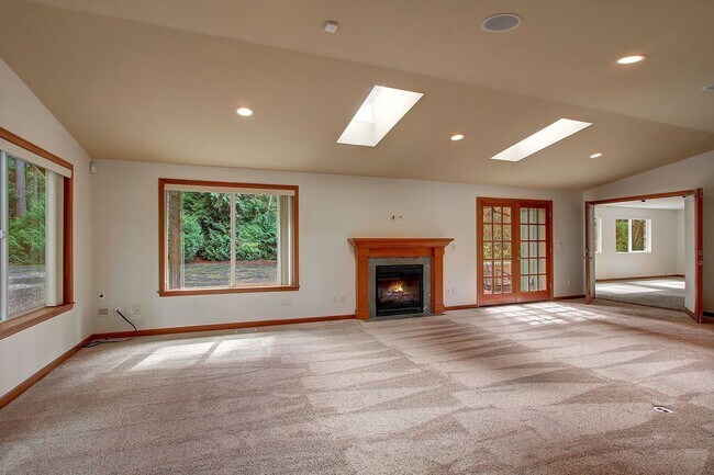 Building Photo - 4411 169th St SE