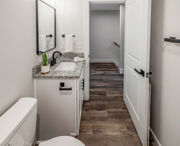 Building Photo - 120 Brookmeade Dr