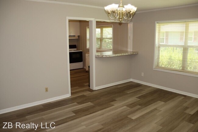 Building Photo - 3 br, 1.5 bath House - 1606 McNutt Drive