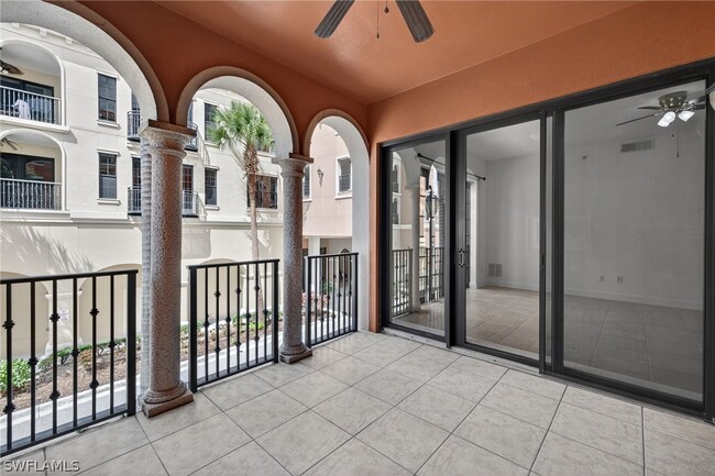 Building Photo - 8010 Via Sardinia St