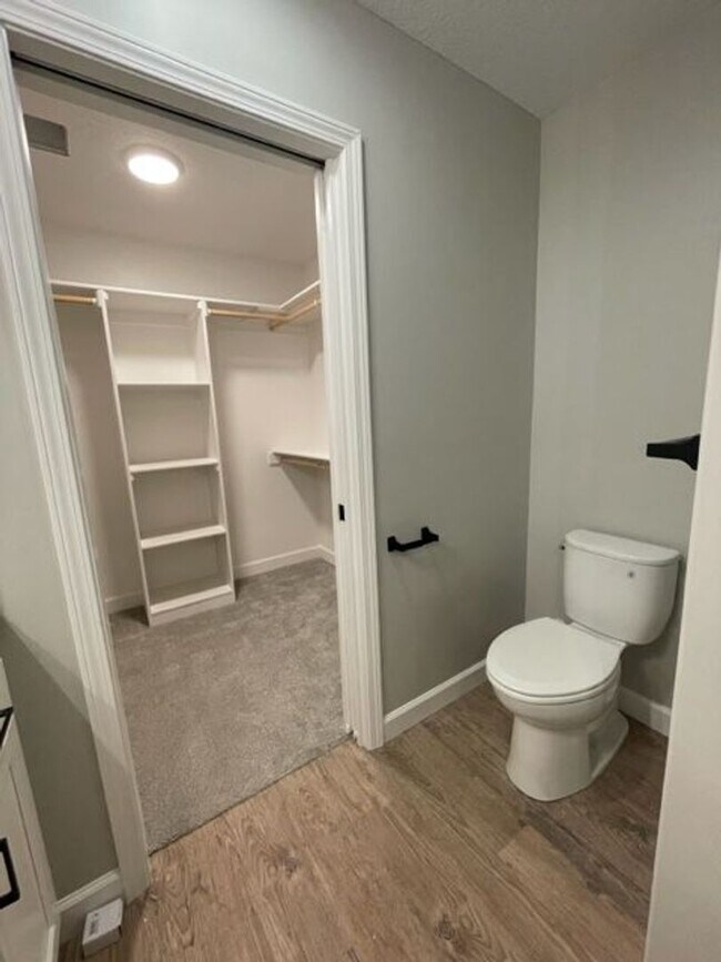 Building Photo - Italian Estates Property Management