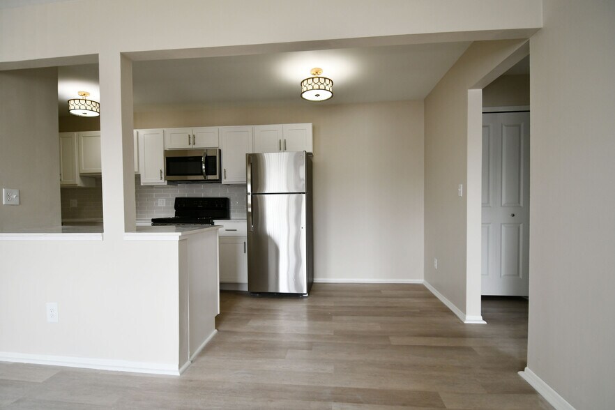 Rochester Place 1016 Ironwood Ct Rochester MI 48307 Apartment Finder