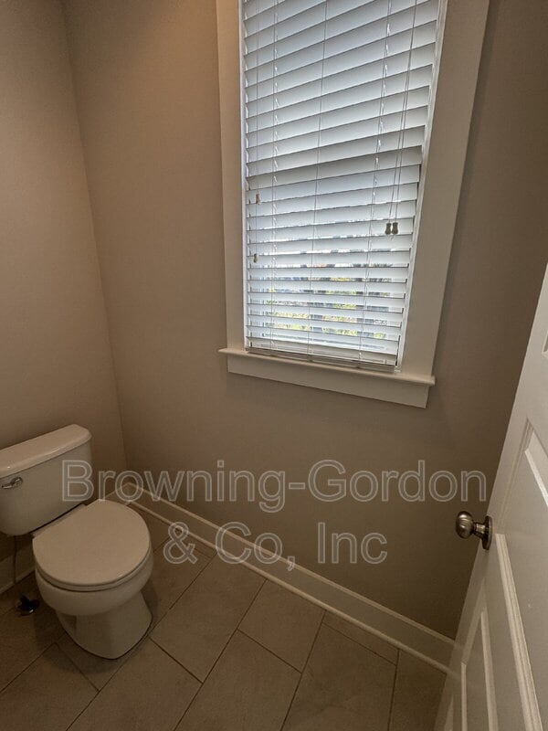 Building Photo - 1714 B Straightway Ave