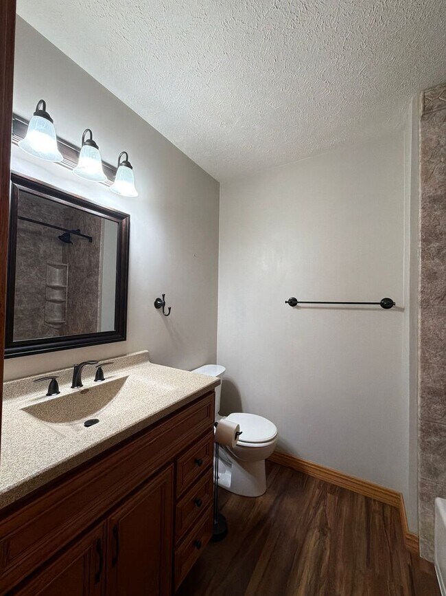 Building Photo - Country Living with Convenient Access 3 Bedroom Brick Ranch Home in Goshen