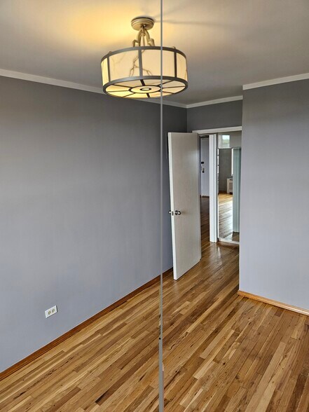 Building Photo - 2277 Homecrest Ave