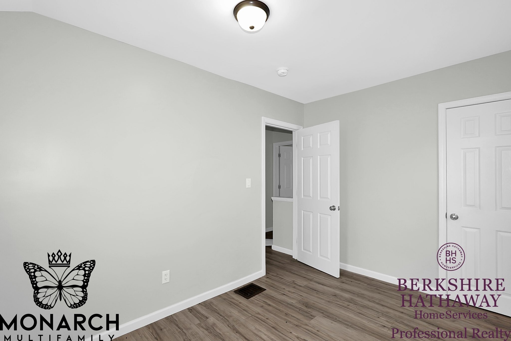 Building Photo - 1679 E Whittier St