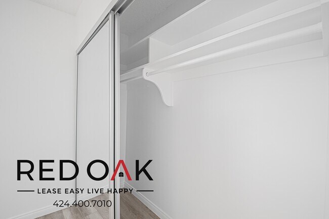 Building Photo - 630 N Cerritos Ave