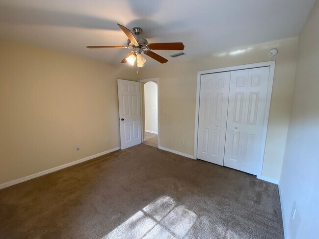 Building Photo - 3525 SW 157th Loop