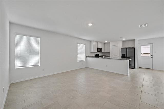 Building Photo - 1628 Dora Dr
