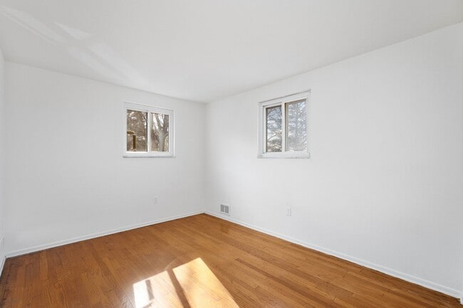 Building Photo - AVAILABLE MAY 1ST — STUNNING 3-BEDROOM HOME IN PENN HILLS!