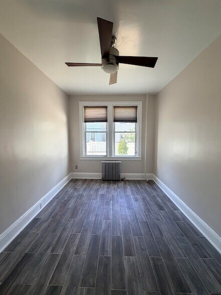 Building Photo - 138 W 30th St